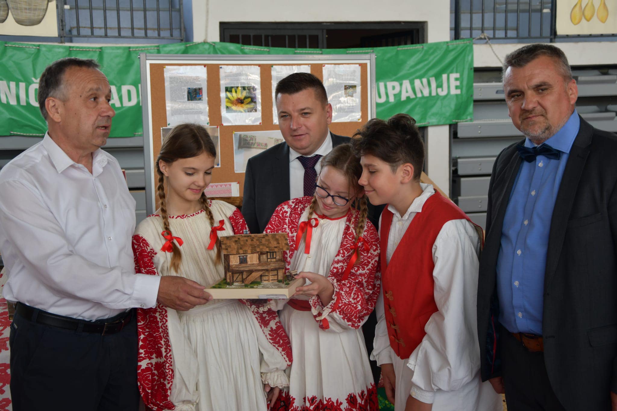 Smotra_učeničkih_zadruga_1