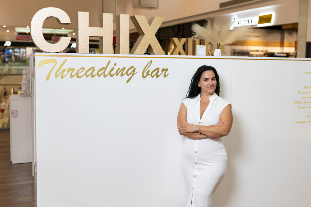 Vedrana Tomić, CHIX threading bar