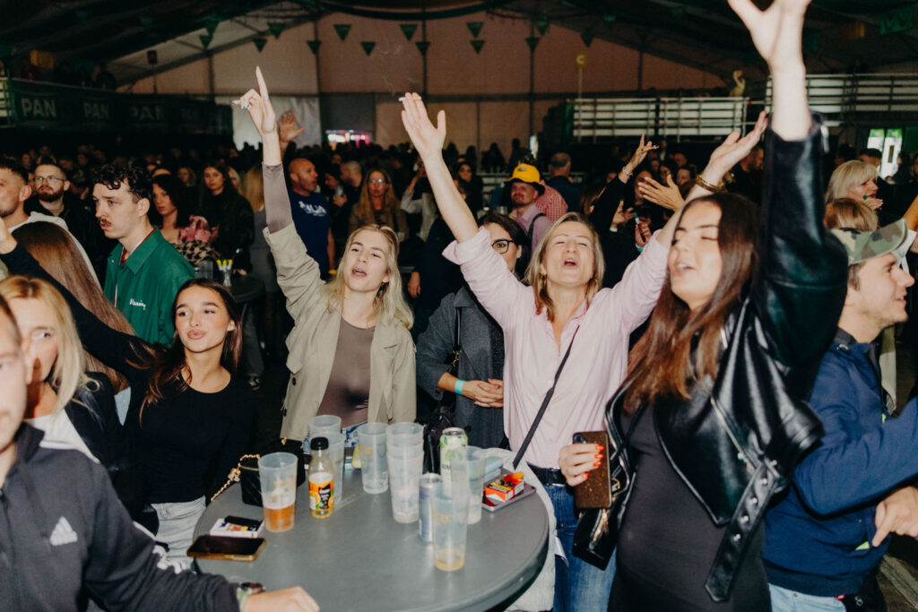 Oktobeer Fest zabava