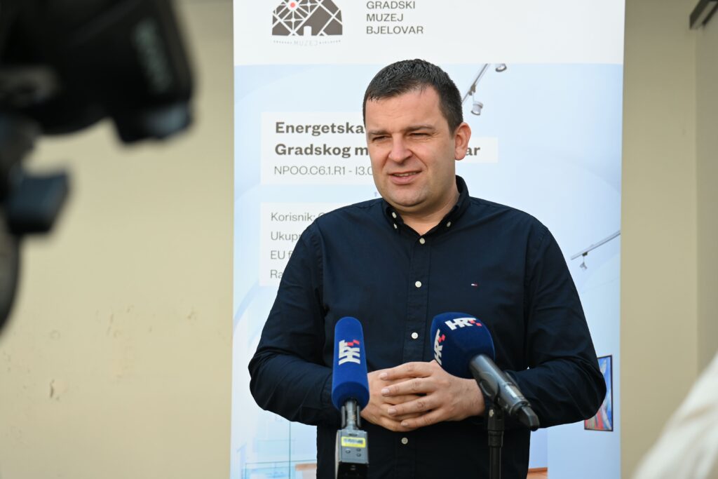 Dario Hrebak