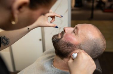 threading je odličan za oblikovanje brade