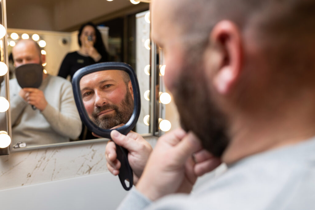 threading je odlična metoda za oblikovanje brade