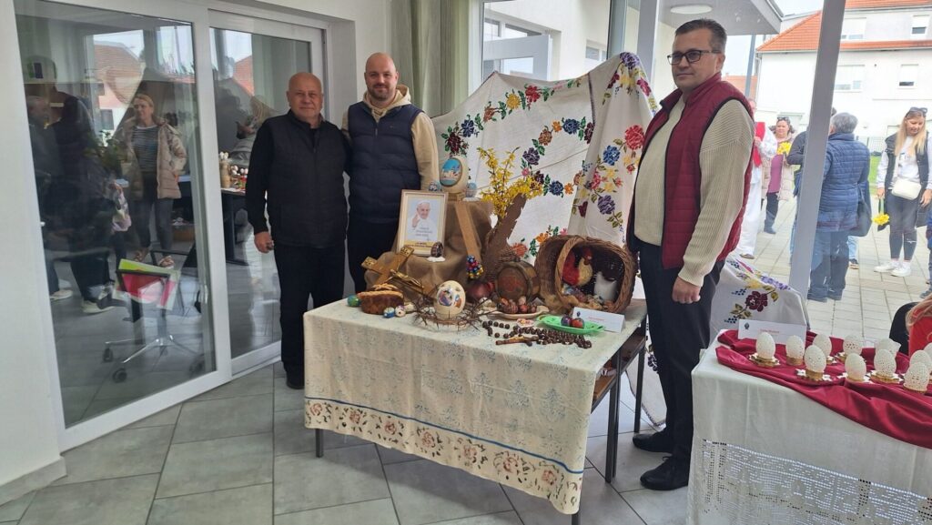 Izložba_pisanica_Općina_Dubrava